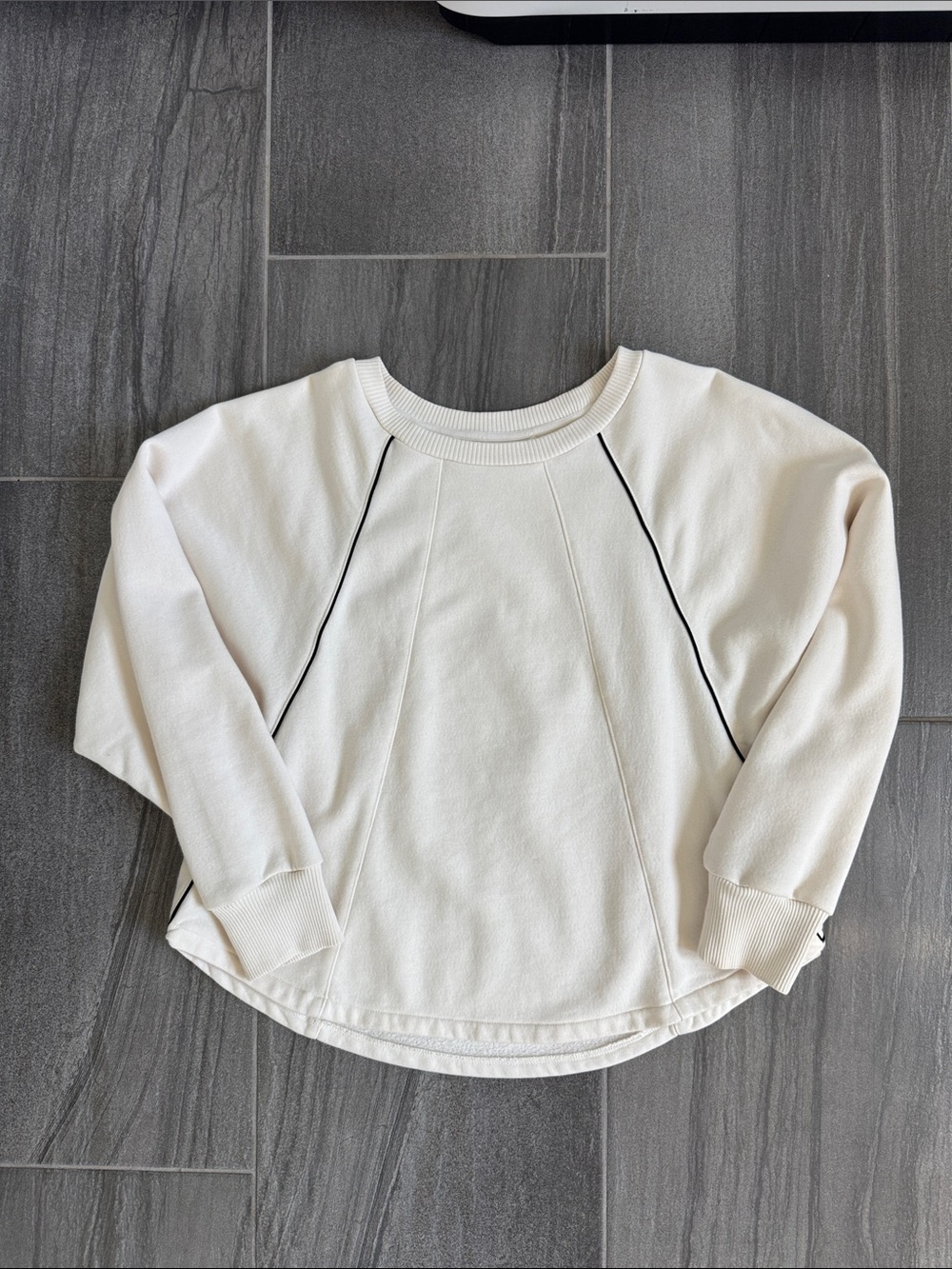 Lou & Grey Swing Sweatshirt